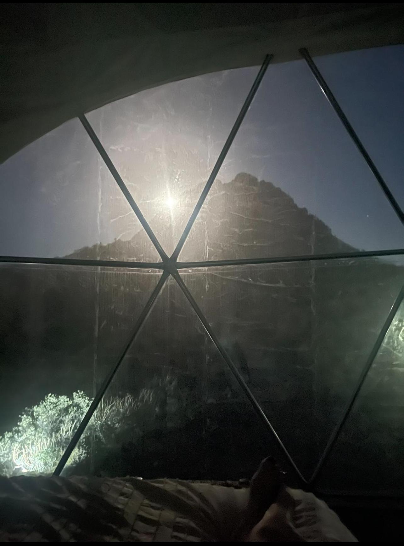 Luxury tent Stargazer- The Dome Life